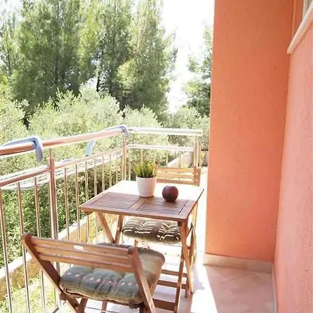 One-bedroom Near Sea 5
