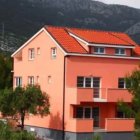 公寓 One-bedroom Near Sea 5 *