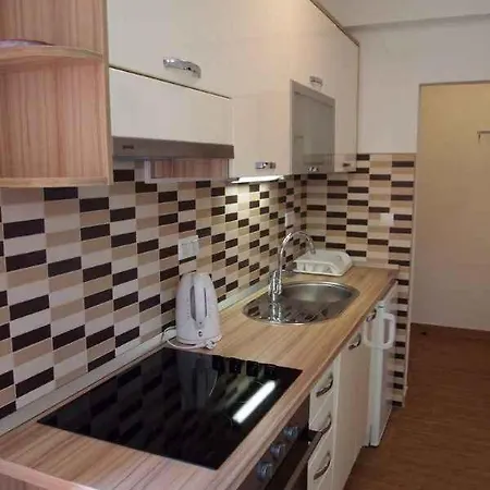 One-bedroom Near Sea 5